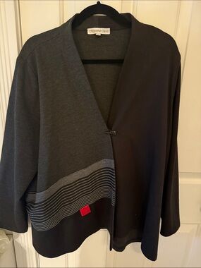 Two-Tone Gray & Black Open Cardigan Sweater